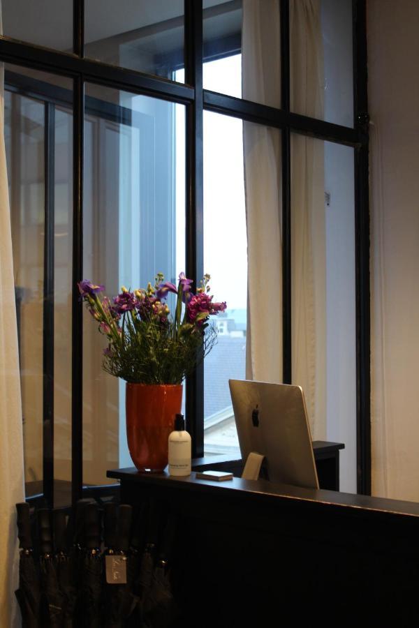 Hotel Les Nuits Antwerpen Bagian luar foto