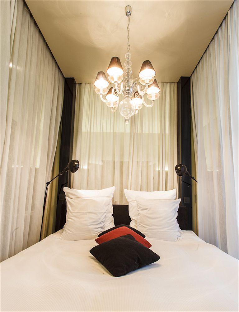 Hotel Les Nuits Antwerpen Bagian luar foto